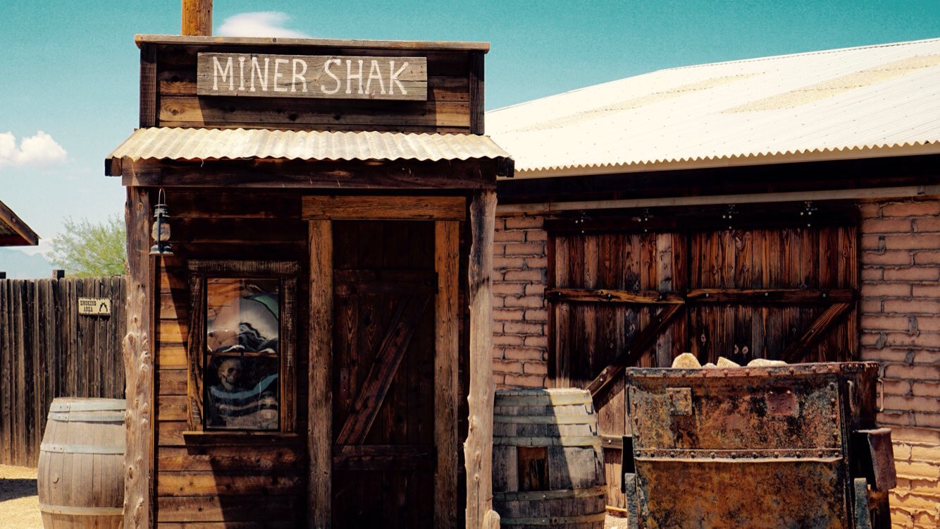 Where to Dig for Gemstones and Crystals in Southern California